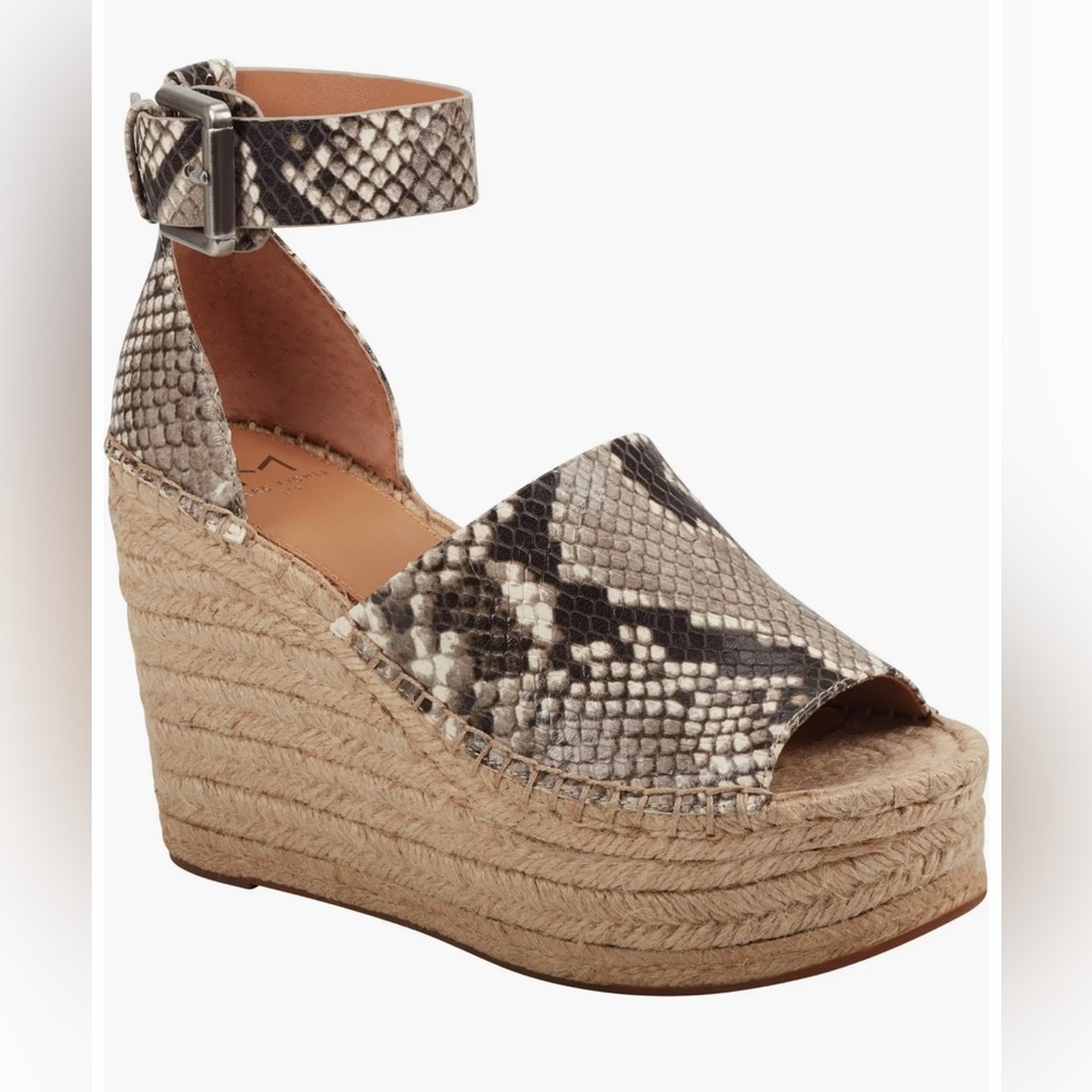 Marc Fisher Alida Leather faux Snakeskin pattern Platform Wedge Heels. Size 7.5.